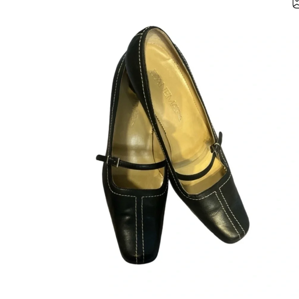 Ipanema Beam Black Leather Mary Jane Pumps Narrow Square Toe Size 6